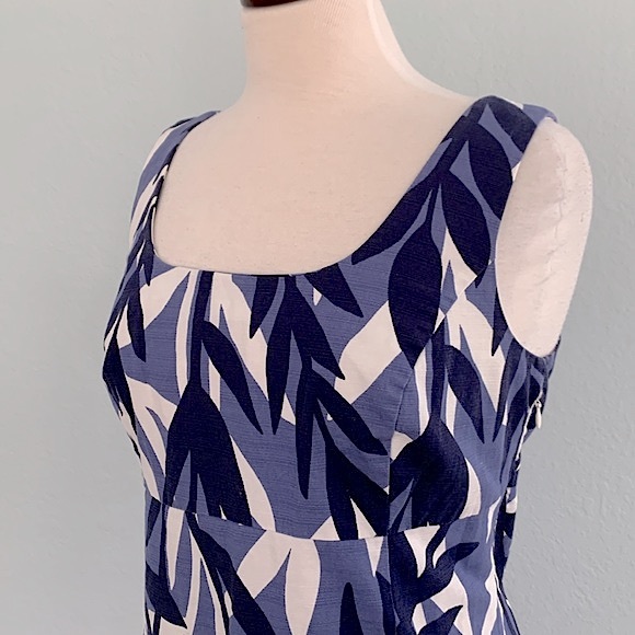 Boden Savannah Leaf Print Sundress 8L - Picture 4 of 9